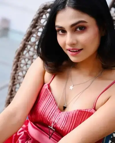 Escort Service Nanpara